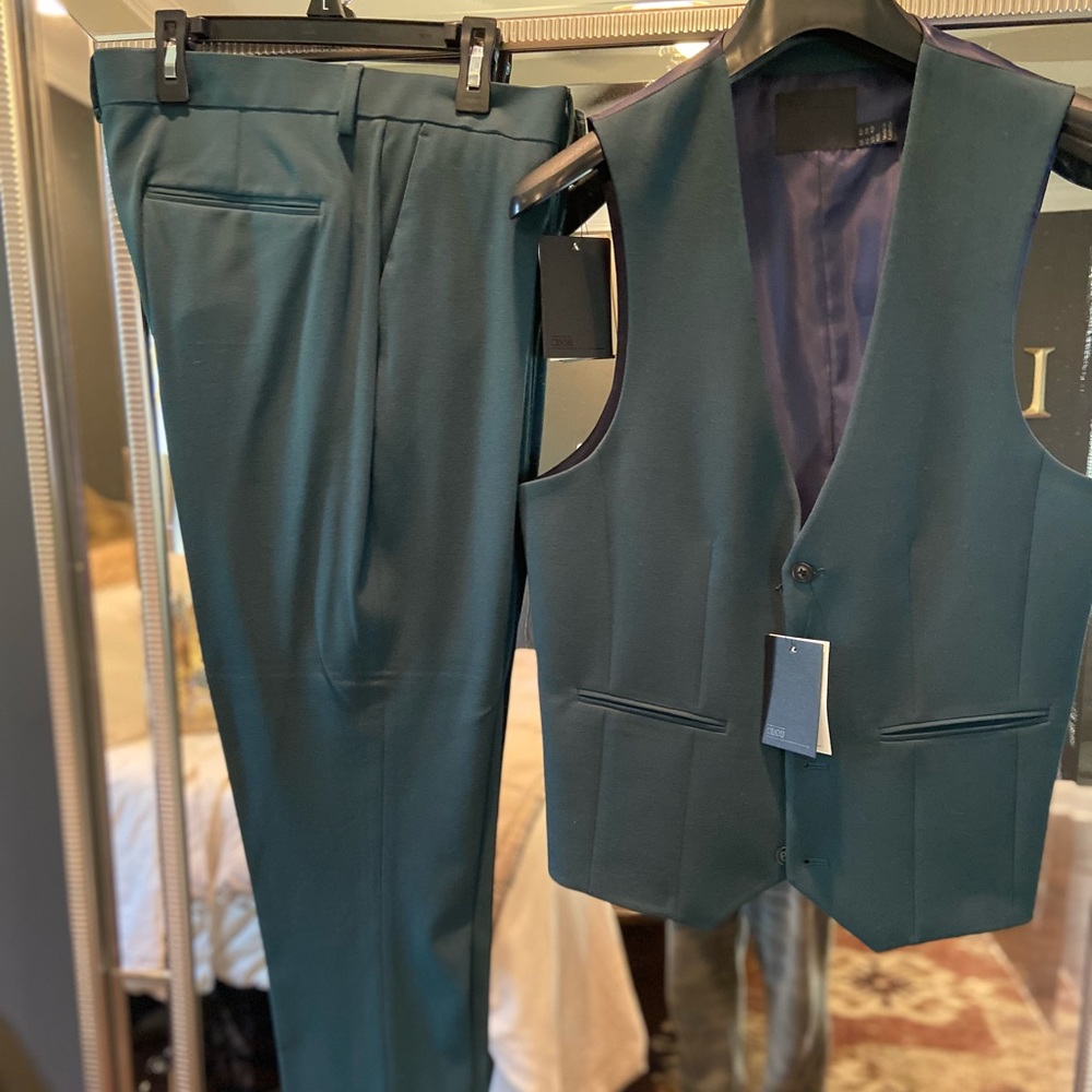 Vest and dress pants - jacket 40R, pants 34x32